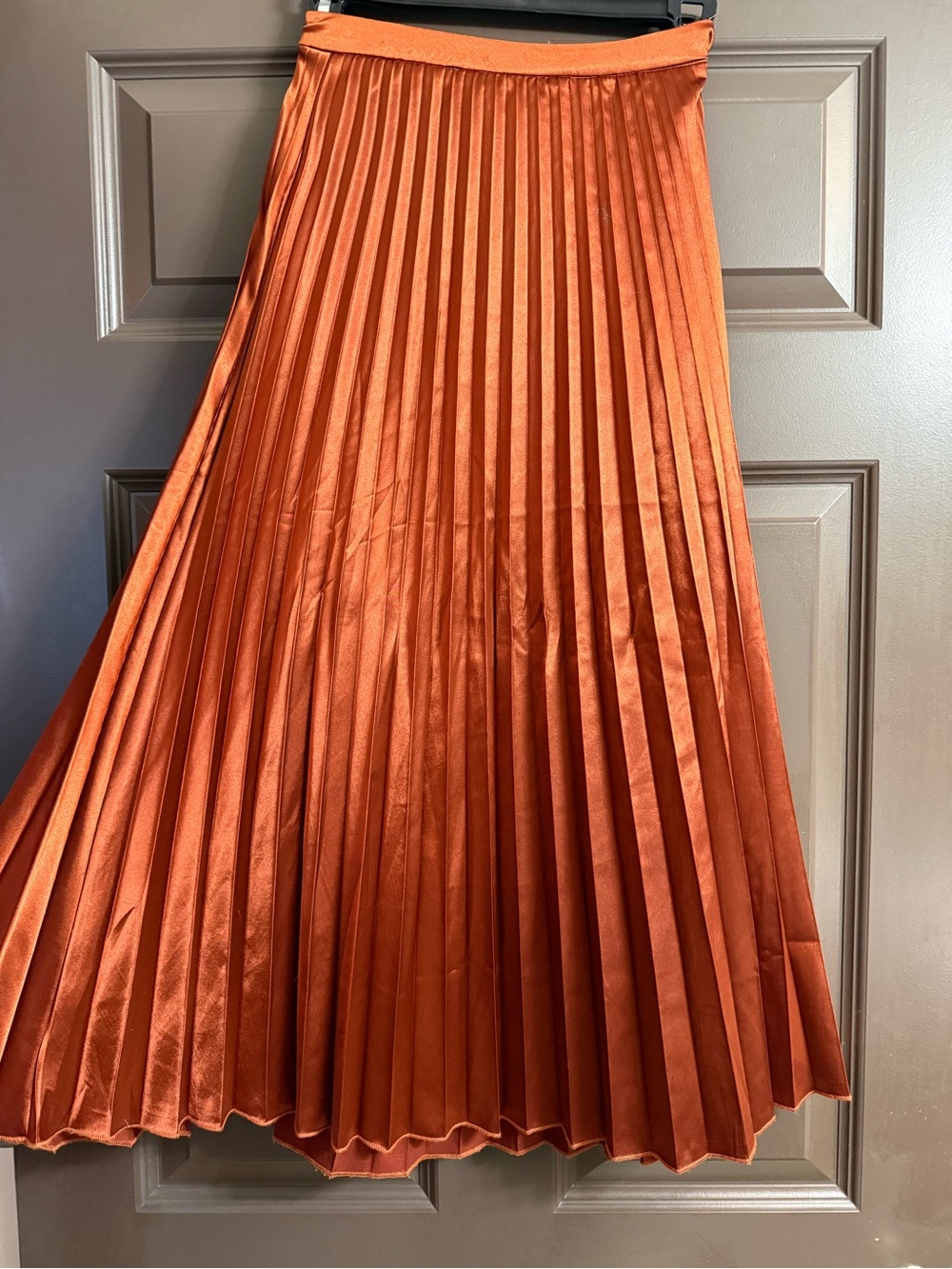 Lulu's Pleated Maxi Skirt in Rust Orange